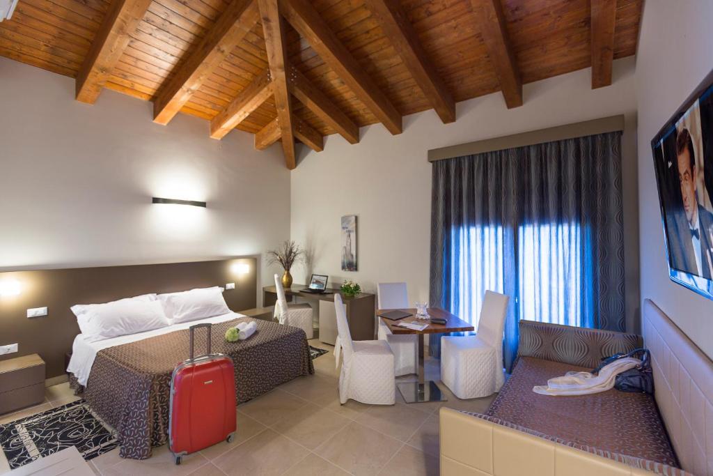 Casale Santa Maria Country House Мошано-Сант'Анджело Экстерьер фото